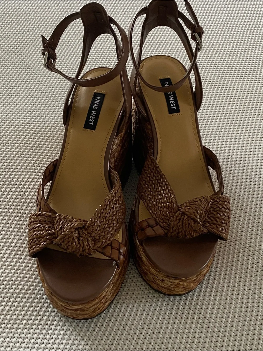 Nine West 8M Cognac Brown Braided Knot Platform Wedge Sandals